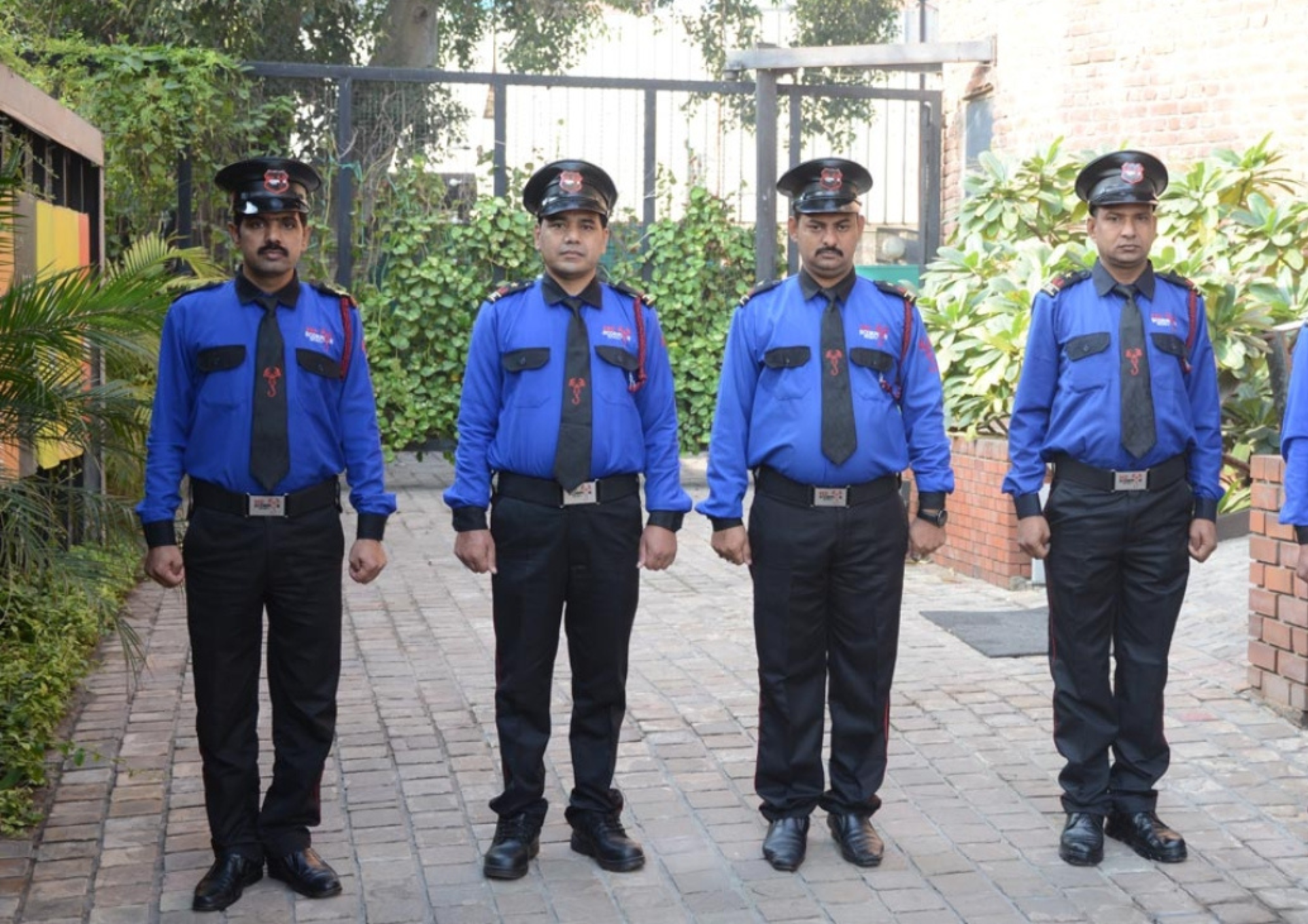 Security Uniforms Manufacturers – Custom-Fit Uniforms India